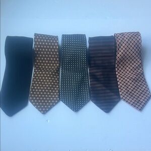 Lot of 5 designer men’s silk neckties, multiple brands, one size